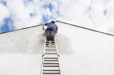 Peinture extérieure à Englesqueville-en-Auge — façades et ravalement
