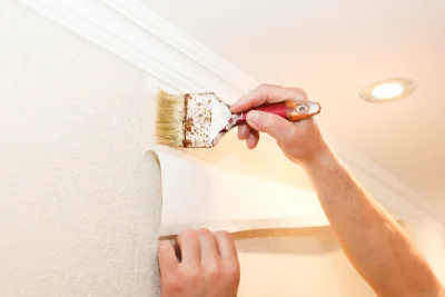 Pose de papier peint à Englesqueville-en-Auge — revêtements muraux et toiles de verre